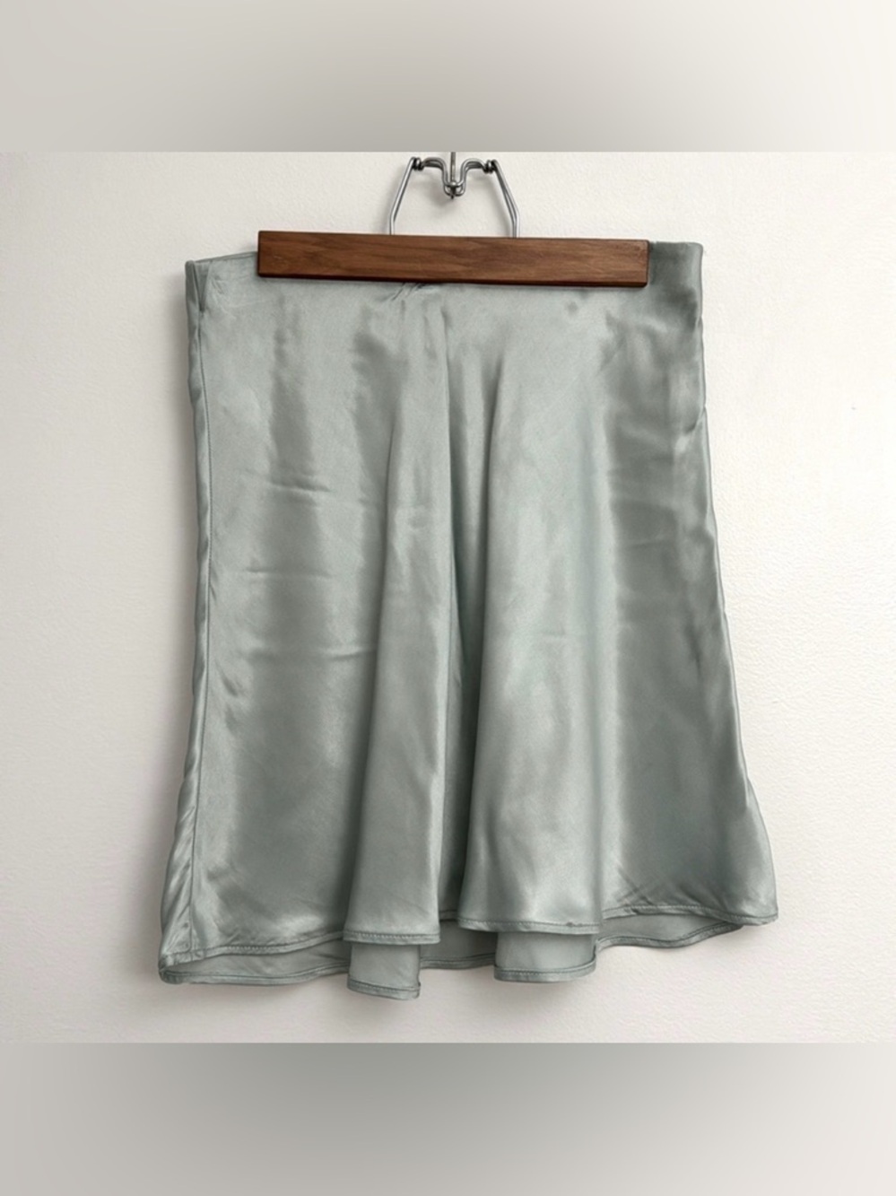 {H&M} Mini Satin Skirt